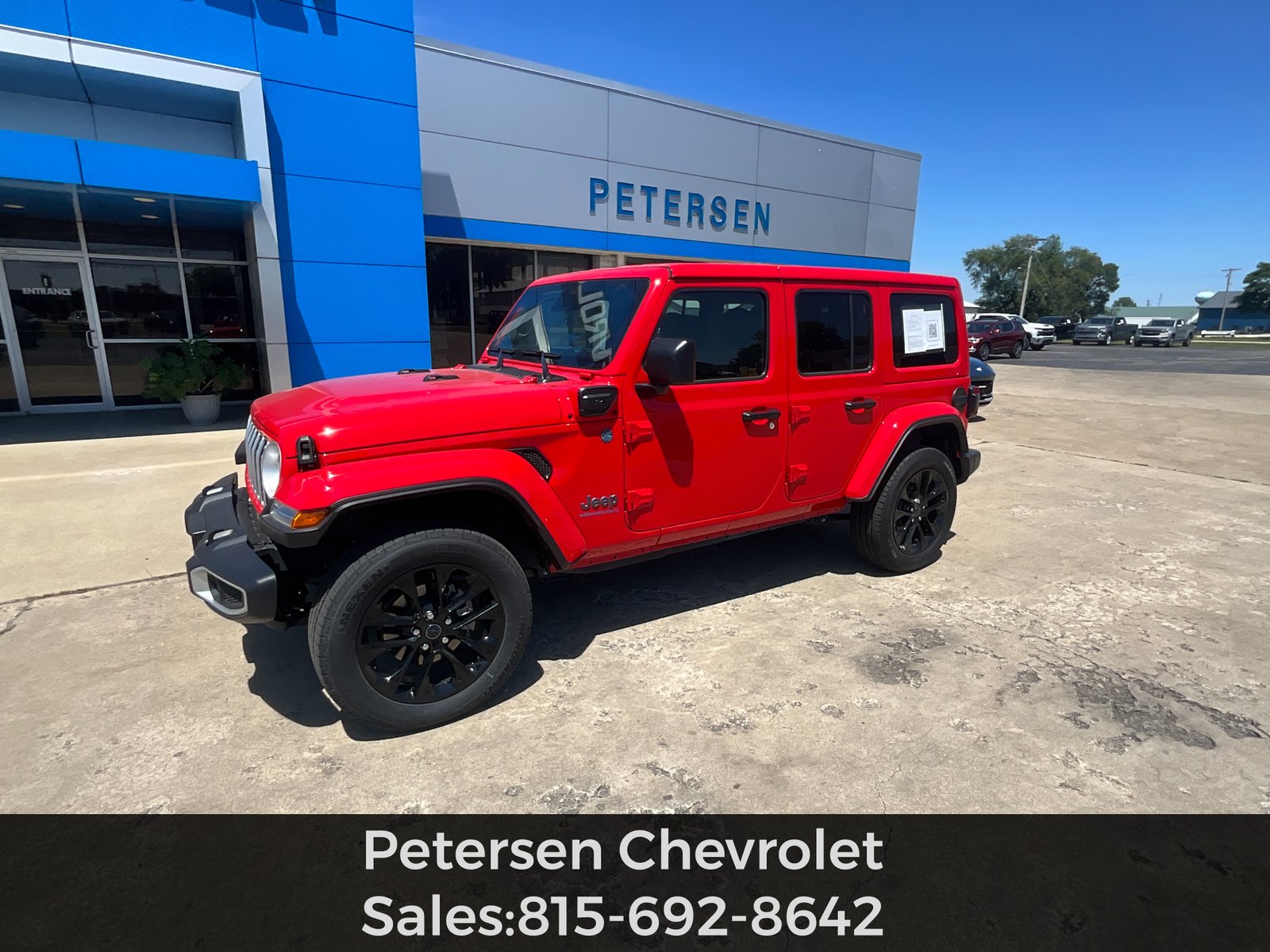 Jeep Wrangler Sahara AWD: Conquer Any Terrain Jeep Wrangler Sahara AWD: Conquer Any Terrain