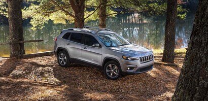 Best Jeep Car For Long Distance Travel: Top Picks for Comfort