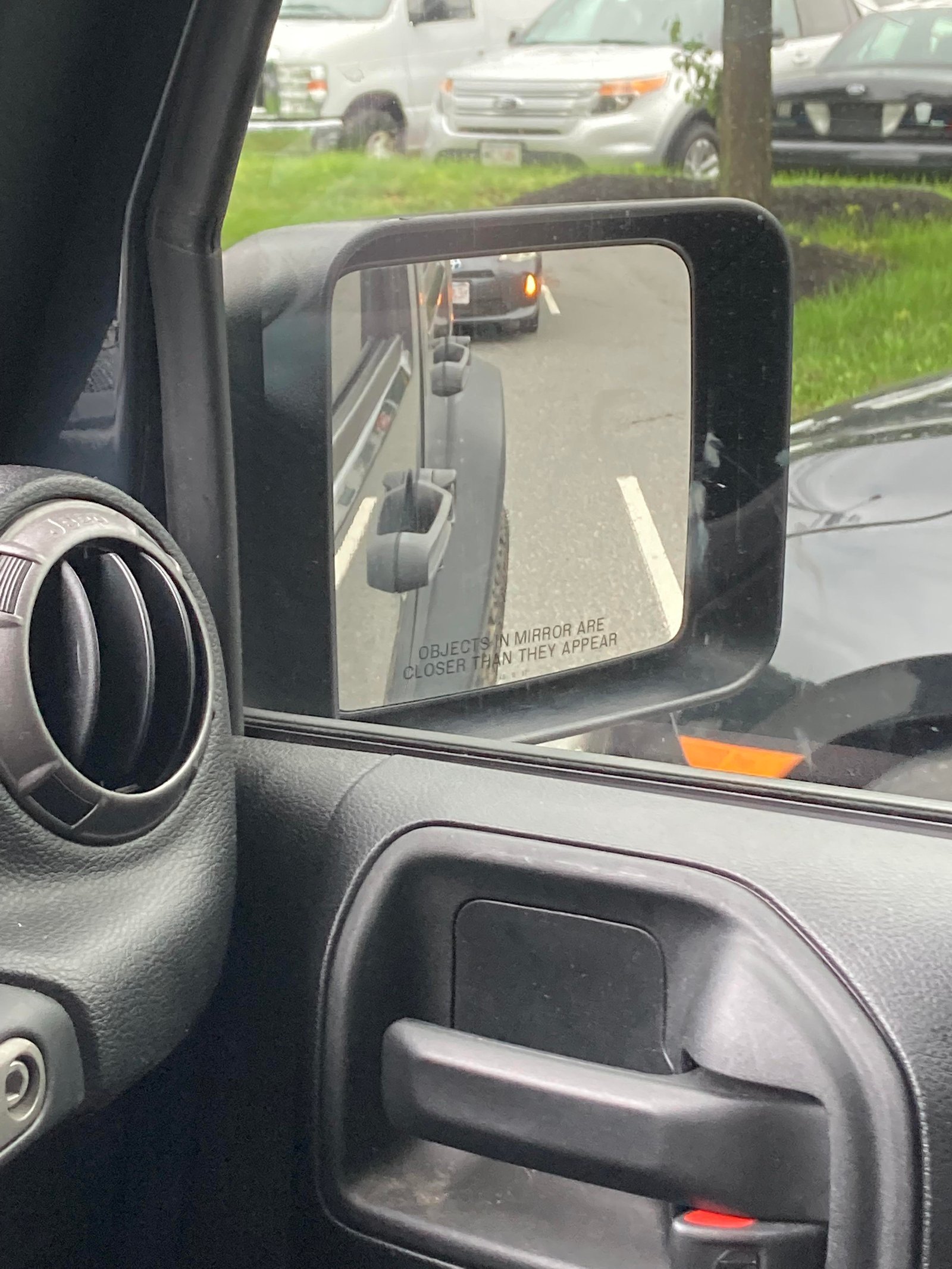 How To Move Mirrors On Jeep Wrangler: Step-by-Step Guide
