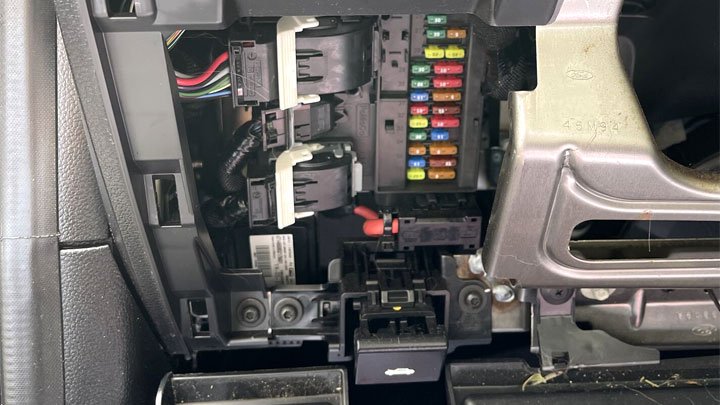 Jeep Grand Cherokee Body Control Module Problems: Fix It Jeep Grand Cherokee Body Control Module Problems: Fix It