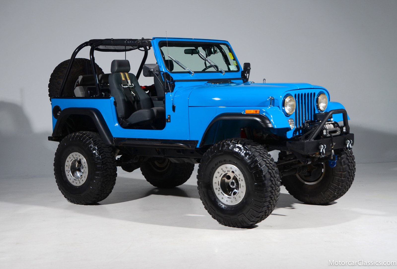 What Is A CJ Jeep? Uncover the History, Specs, and Legacy