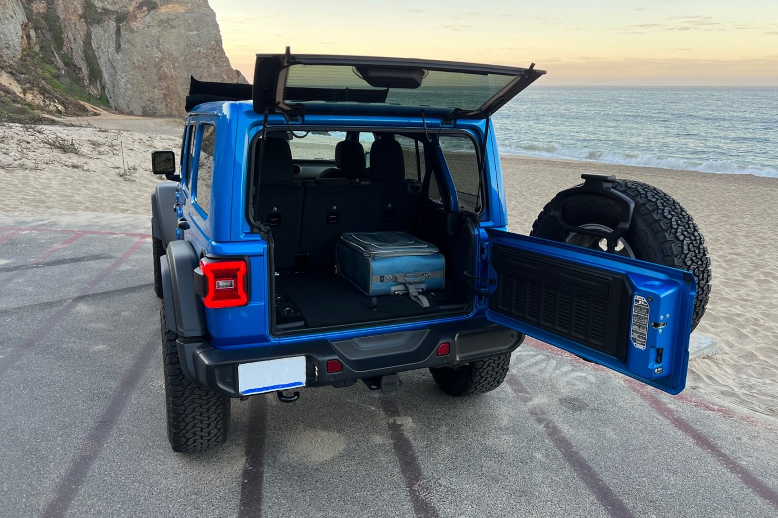 How To Open Jeep Trunk: Easy Steps for Quick Access How To Open Jeep Trunk: Easy Steps for Quick Access