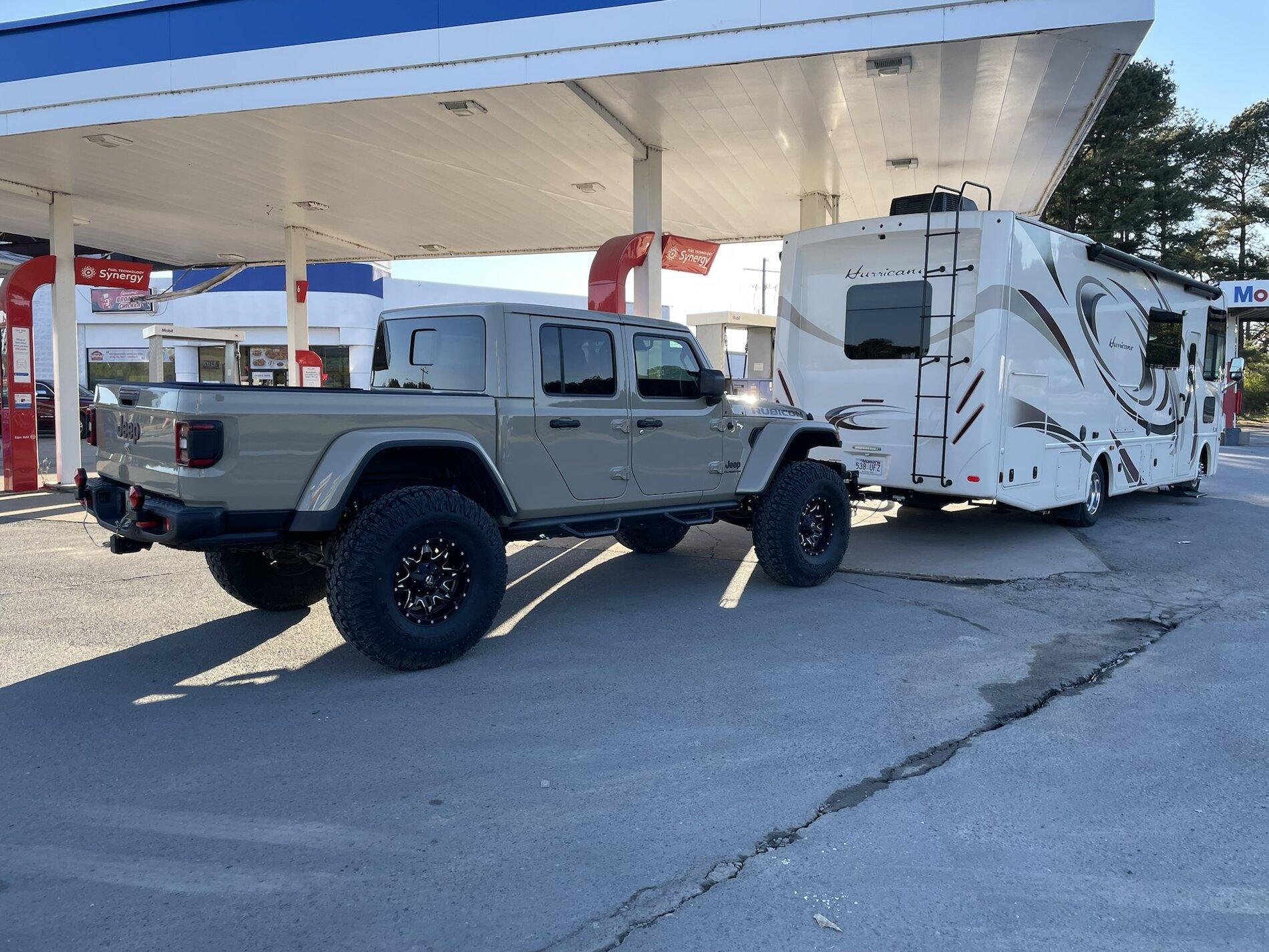 Is The Jeep Gladiator Flat Towable? Everything You Need to Know