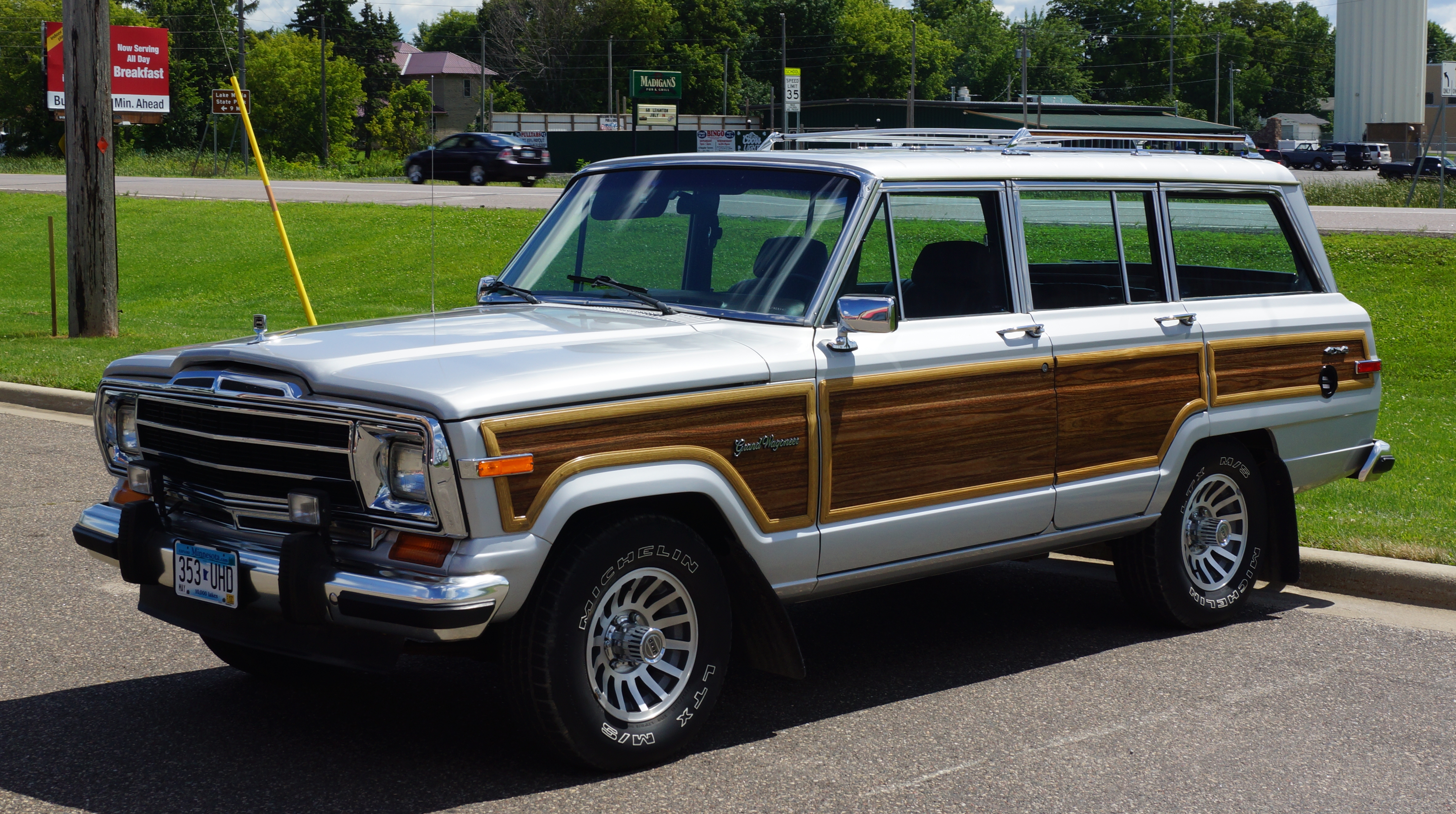 When Was The Last Jeep Wagoneer Made: A Complete Timeline