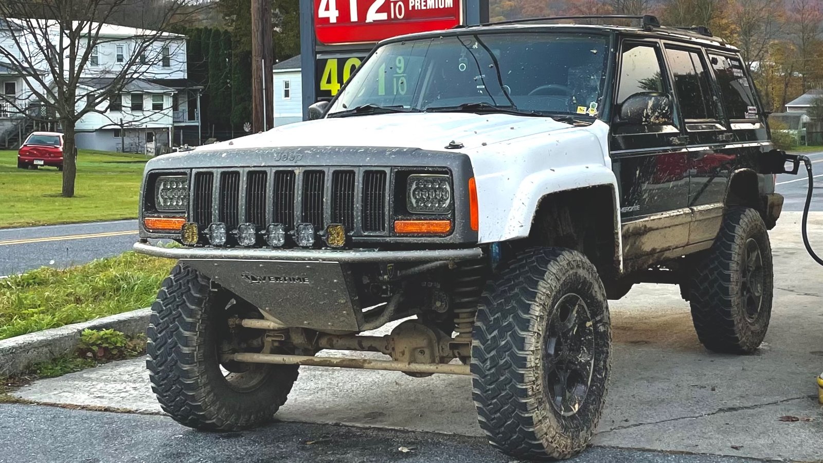 Jeep Cherokee XJ: Prerunner Fenders Unleashed Jeep Cherokee XJ: Prerunner Fenders Unleashed