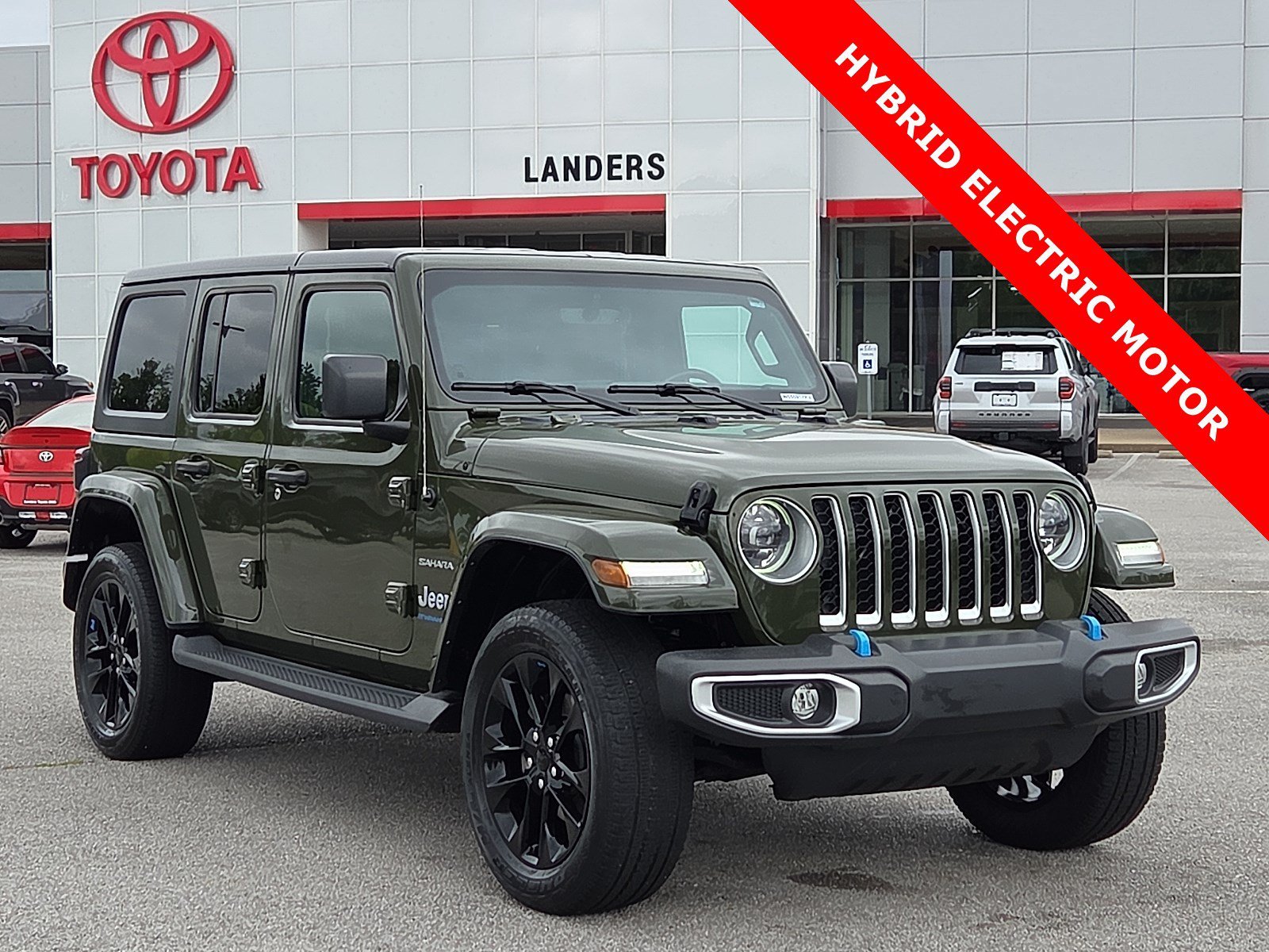 How To Use 4 Wheel Drive Jeep Wrangler 4Xe: Expert Tips