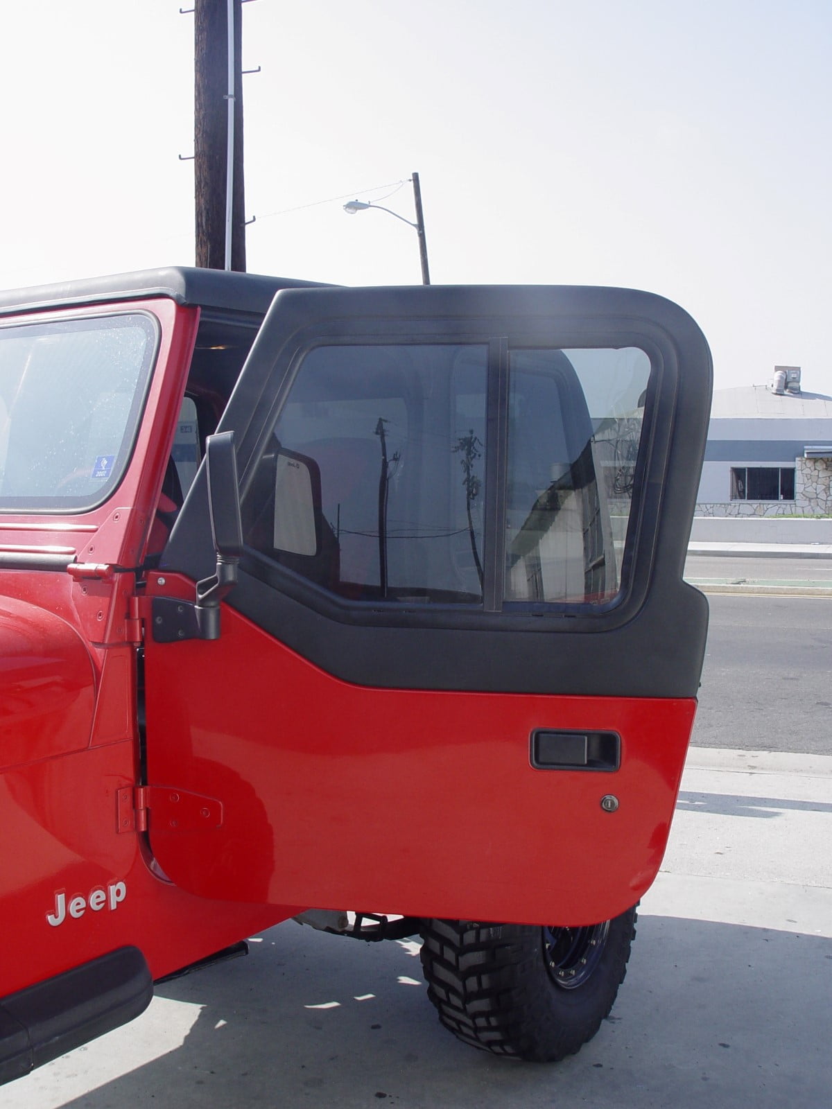 What Are Jeep Half Doors? Benefits, Features, and Off-Road Uses