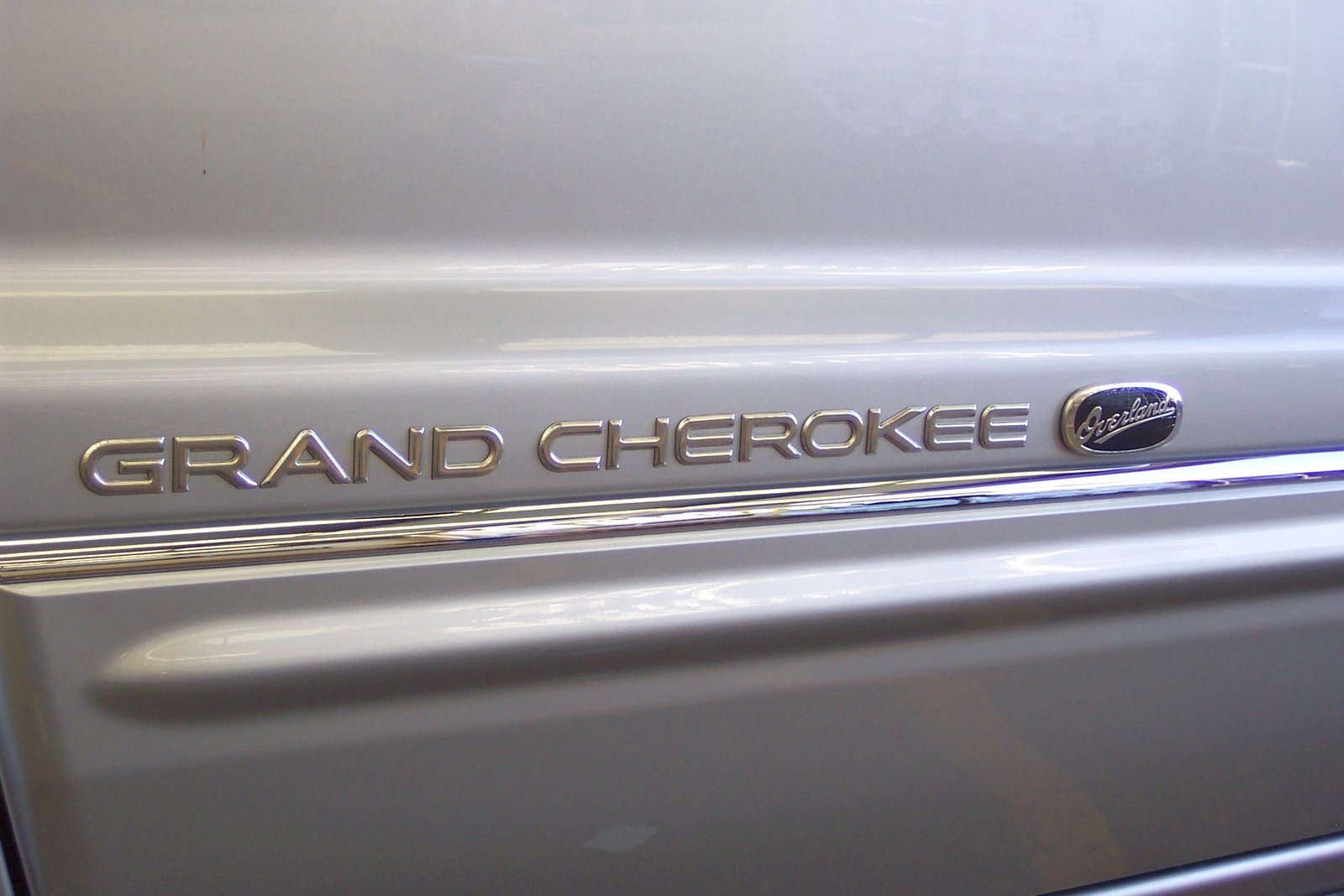 How To Replace Jeep Emblem: Safety Checklist