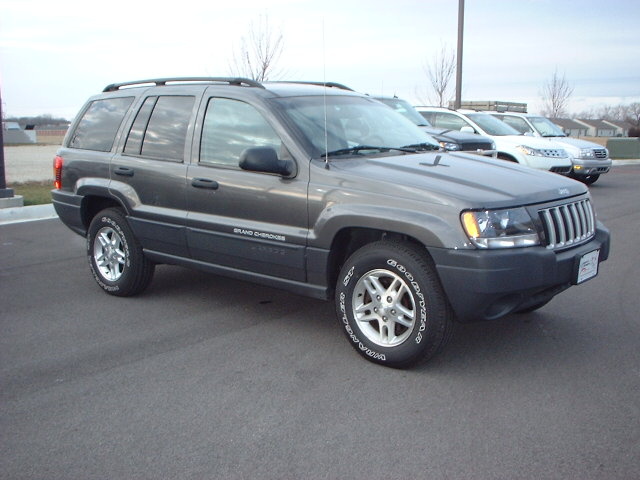 2004 Jeep Grand Cherokee Reviews: Expert Ratings and Owner Insights
