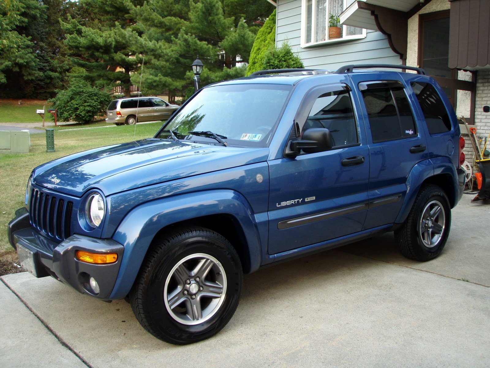 Reviews On 2004 Jeep Liberty: Honest Insights and Owner Ratings