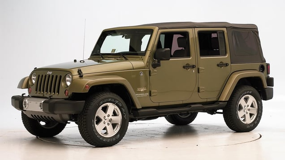 2008 4 door jeep wrangler sahara