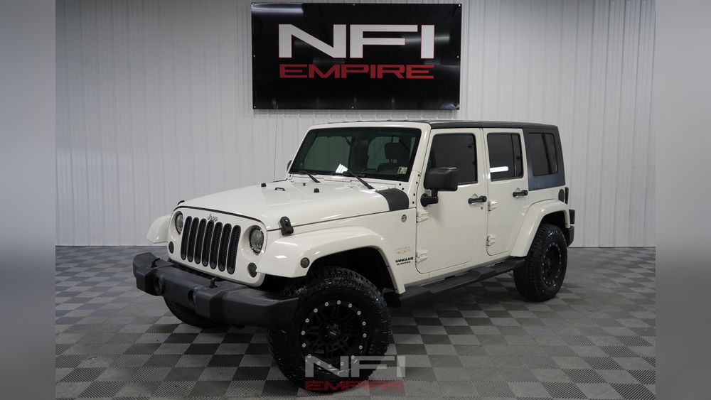 2010 jeep wrangler sahara 4 door