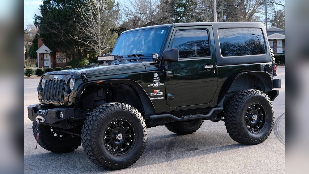 2011 jeep wrangler 2 door