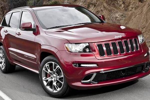 2012 Jeep Grand Cherokee Overland Review: Luxury Meets Power