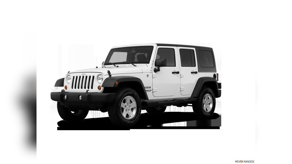 2013 jeep wrangler sahara 4 door
