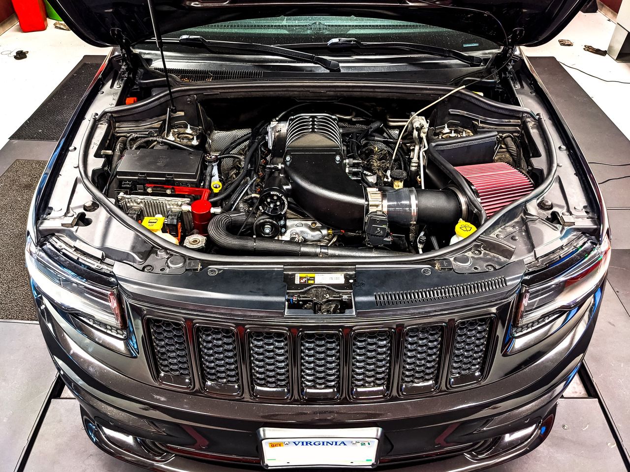 What Engine Does A Jeep SRT Have? Ultimate Guide Explained