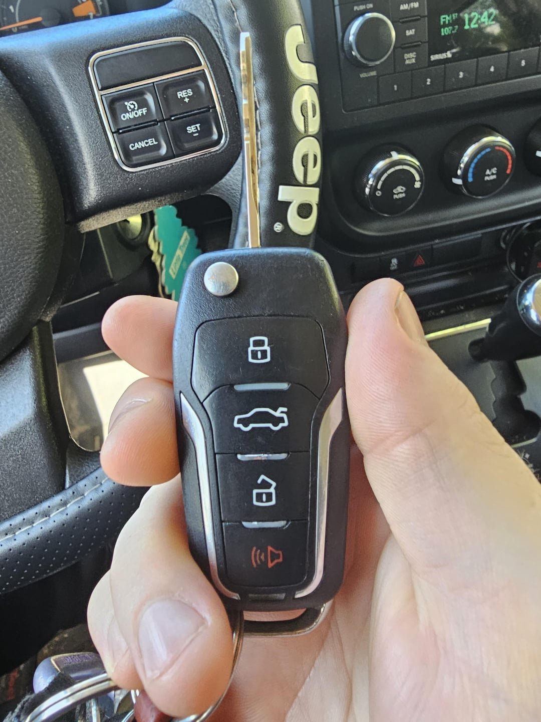 How To Start Jeep Compass With Key: Step-by-Step Guide