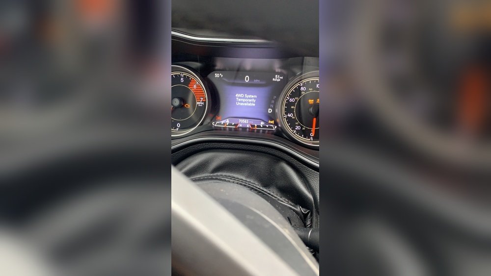 2019 jeep cherokee check engine light