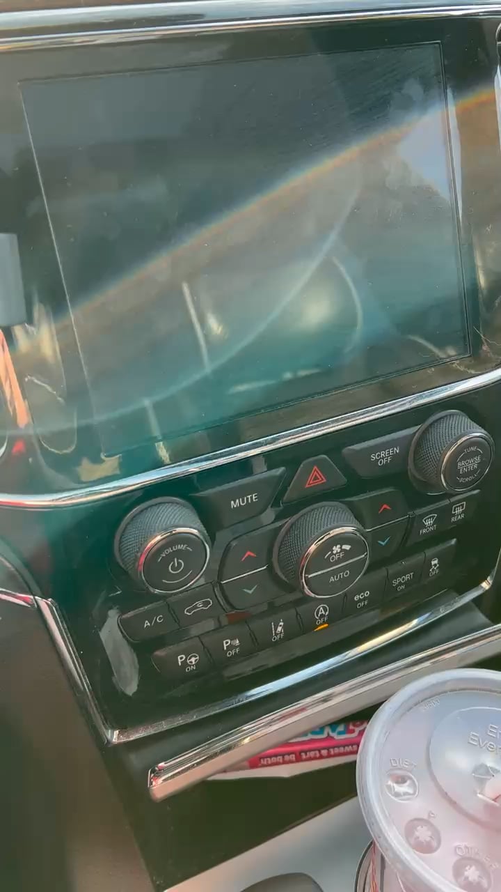 Jeep Grand Cherokee AC Not Working? Top Fixes and Solutions