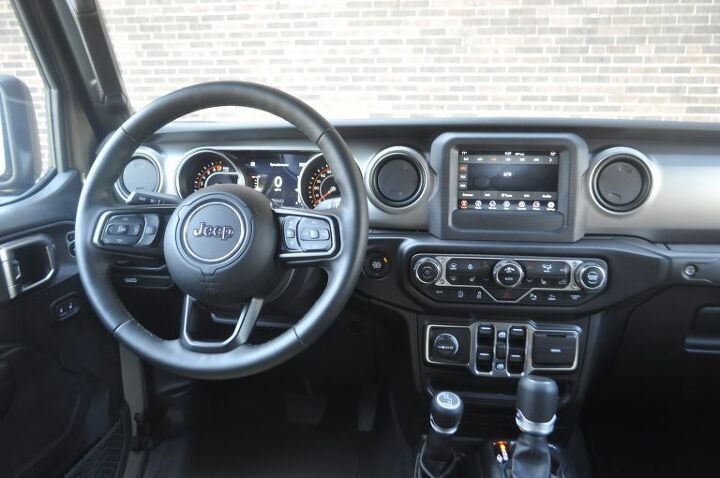 2020 Jeep Gladiator Sport S Review: Ultimate Truck Performance