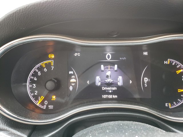 2014 Jeep Grand Cherokee Traction Control Light Stays On: Fix Fast 2014 Jeep Grand Cherokee Traction Control Light Stays On: Fix Fast