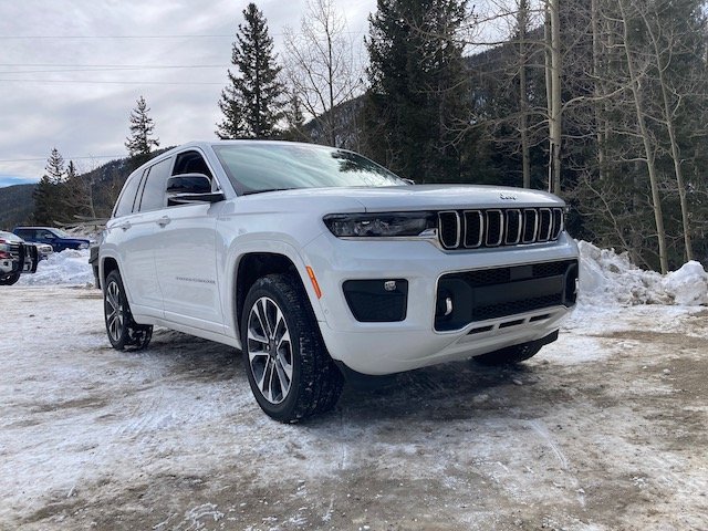 Jeep Grand Cherokee Overland Review: Luxury Meets Off-Road Power Jeep Grand Cherokee Overland Review: Luxury Meets Off-Road Power