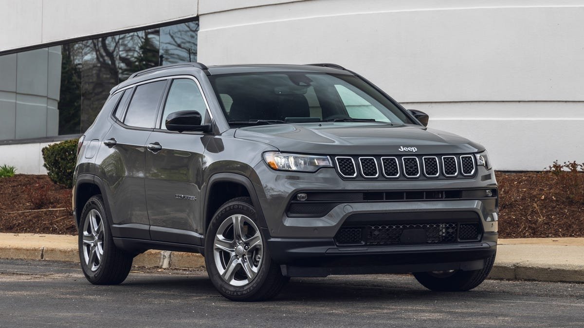 How Much Does a Jeep Compass Weigh How Much Does a Jeep Compass Weigh