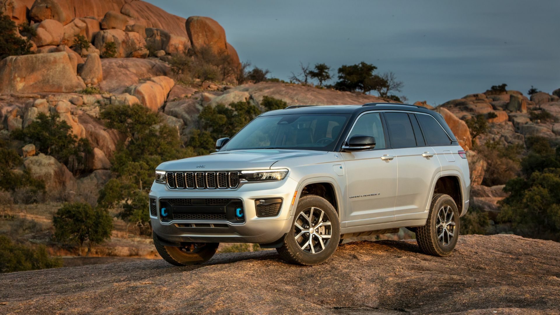 2023 Jeep Grand Cherokee 4Xe Review: Hybrid Power Unleashed 2023 Jeep Grand Cherokee 4Xe Review: Hybrid Power Unleashed