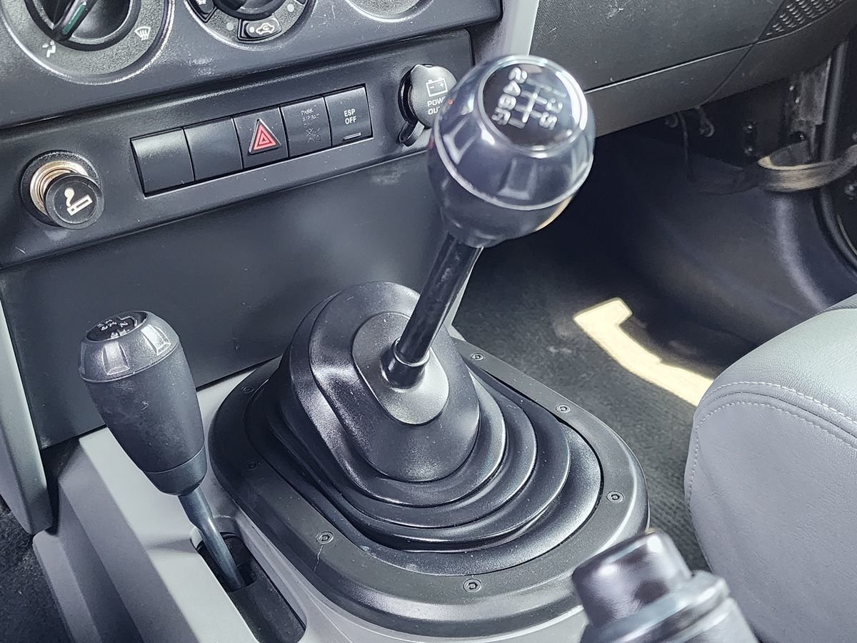 2007 Jeep Wrangler Manual Transmission: Ultimate Off-Road Driving Guide