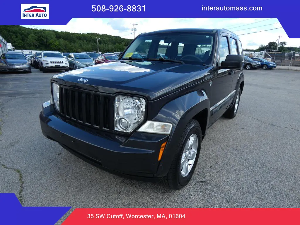 How Many Gallons Does A Jeep Liberty Hold? Full Tank Capacity Guide How Many Gallons Does A Jeep Liberty Hold? Full Tank Capacity Guide