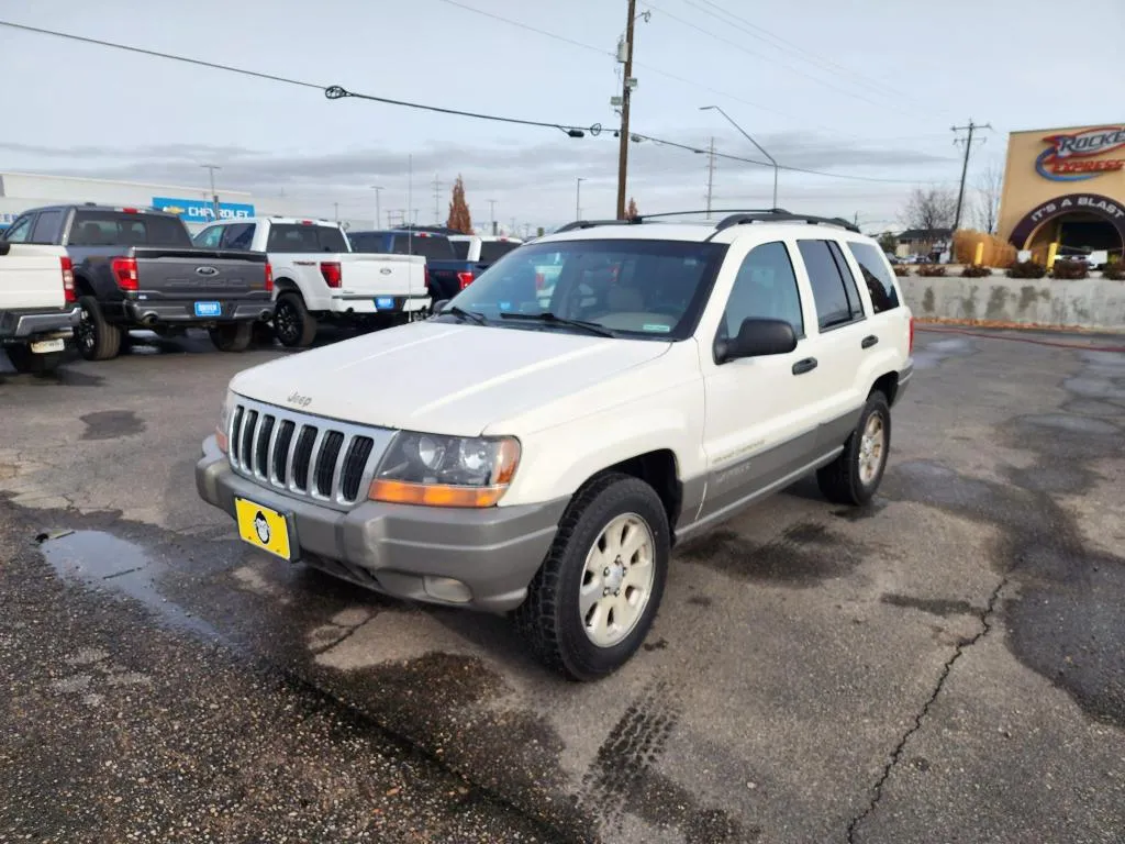 2001 Jeep Grand Cherokee Laredo: Ultimate Buyer's Guide 2001 Jeep Grand Cherokee Laredo: Ultimate Buyer's Guide