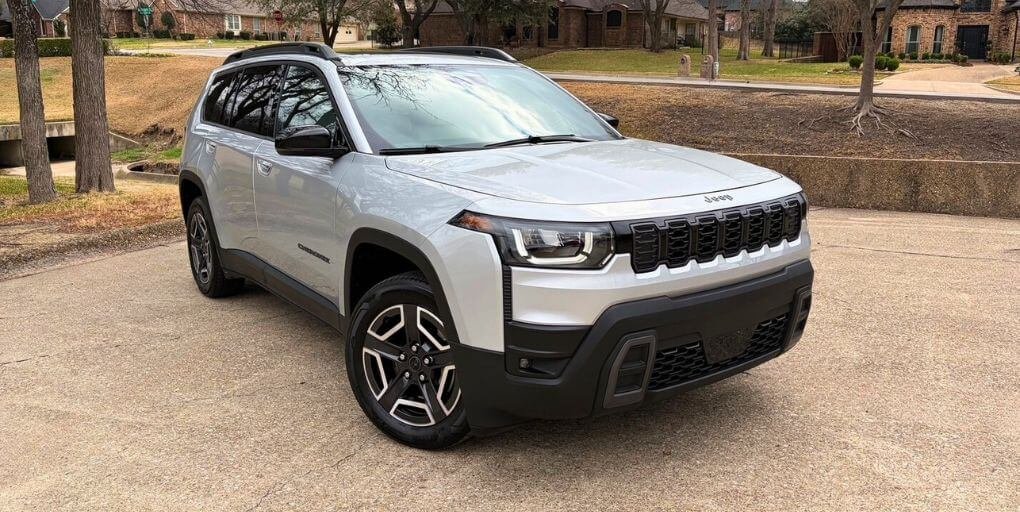 Is There A Jeep Cherokee Hybrid? Everything You Need to Know Is There A Jeep Cherokee Hybrid? Everything You Need to Know