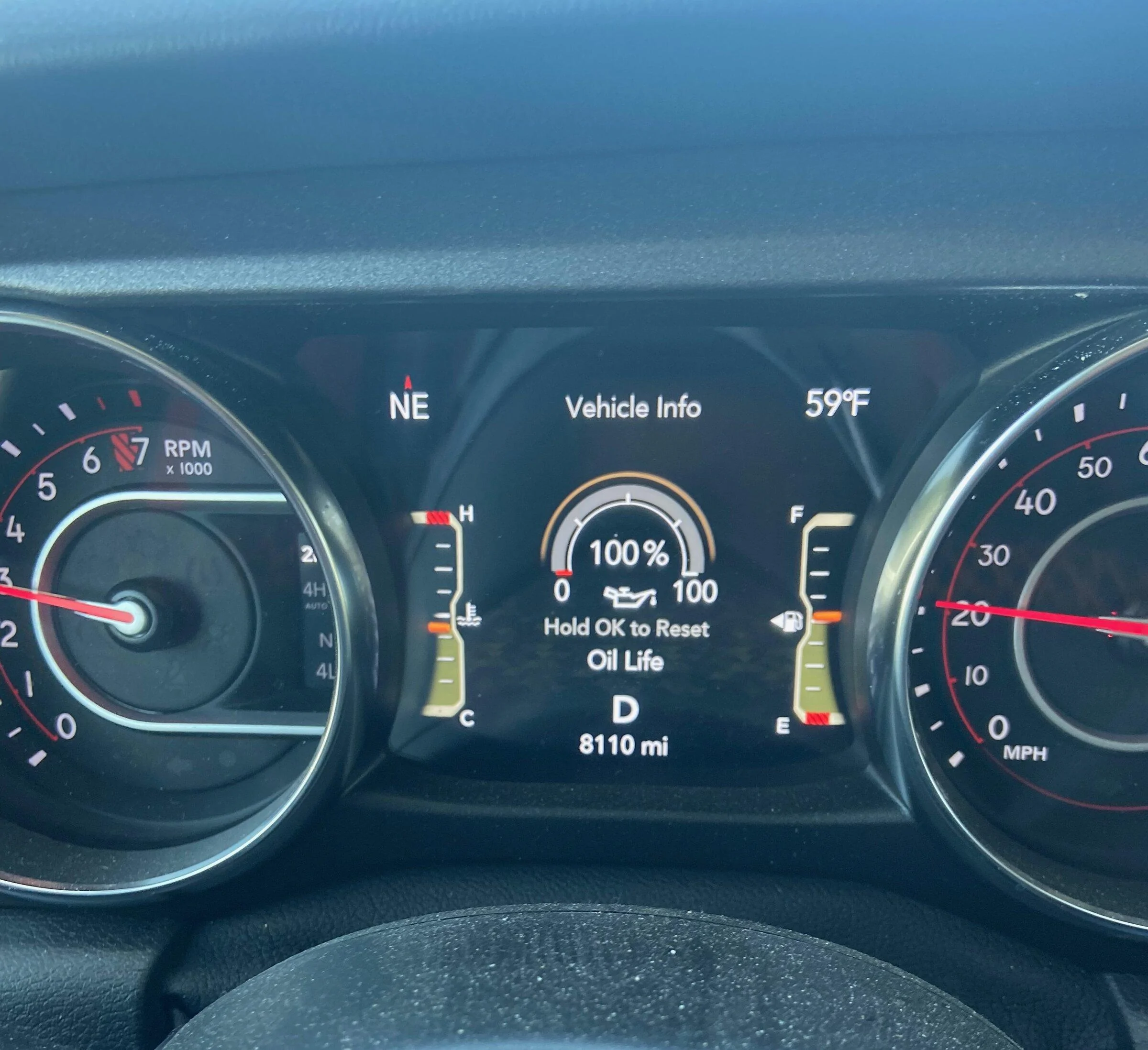 How To Reset Oil Light Jeep Gladiator: Quick & Easy Guide