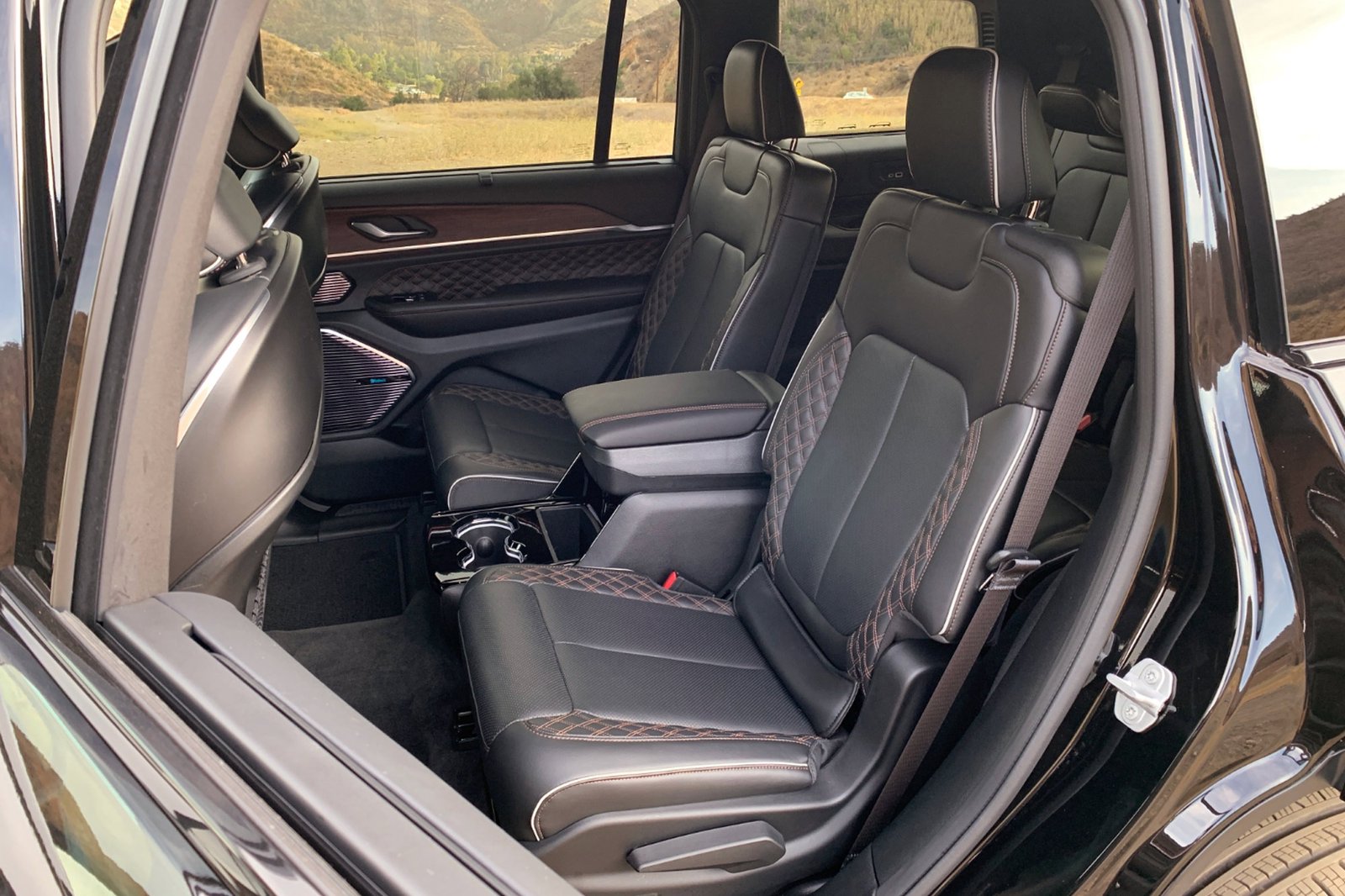 How Many Seats In Jeep Cherokee: Complete Guide How Many Seats In Jeep Cherokee: Complete Guide
