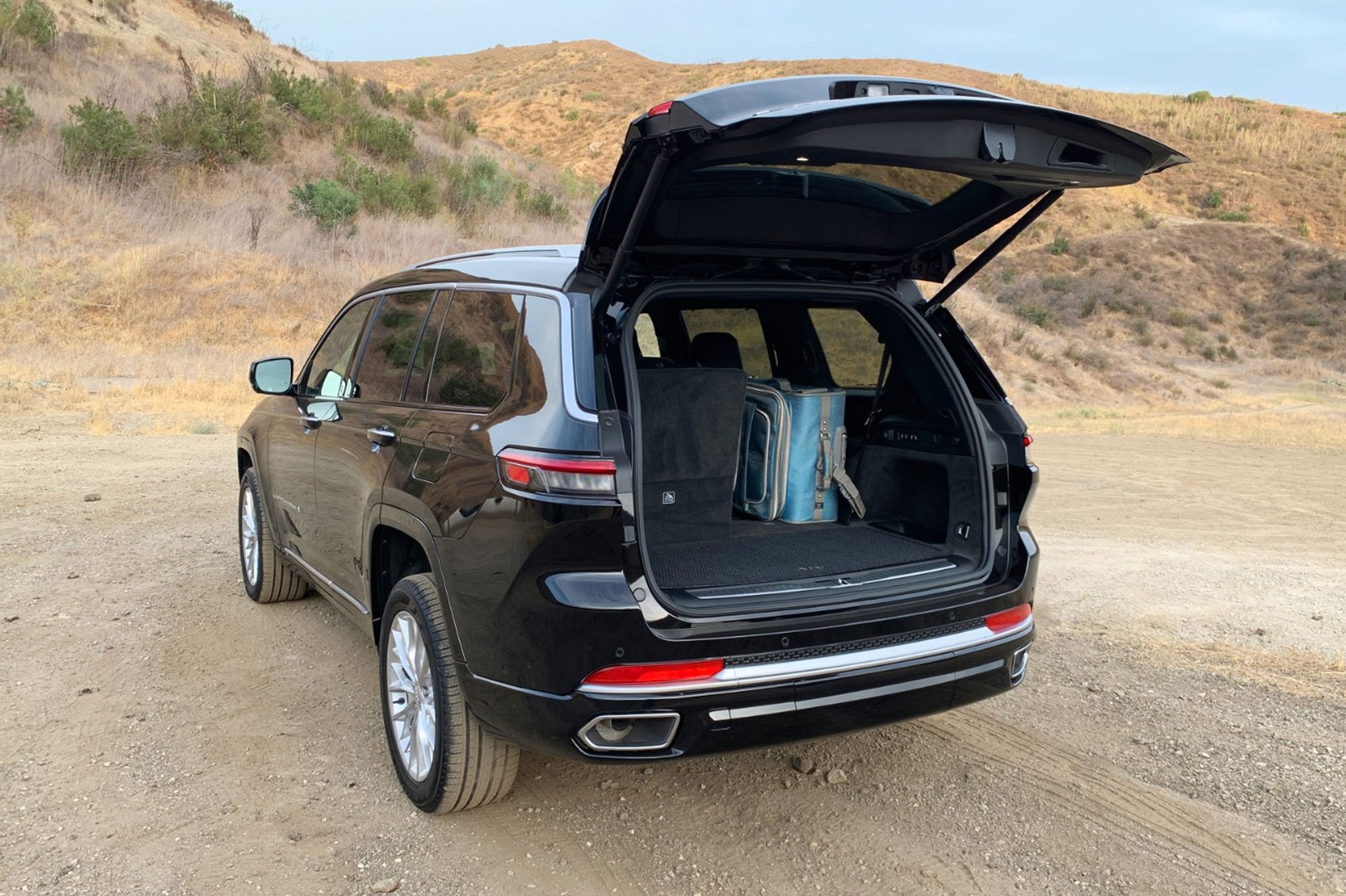 How To Open Jeep Grand Cherokee Trunk From Inside Easily