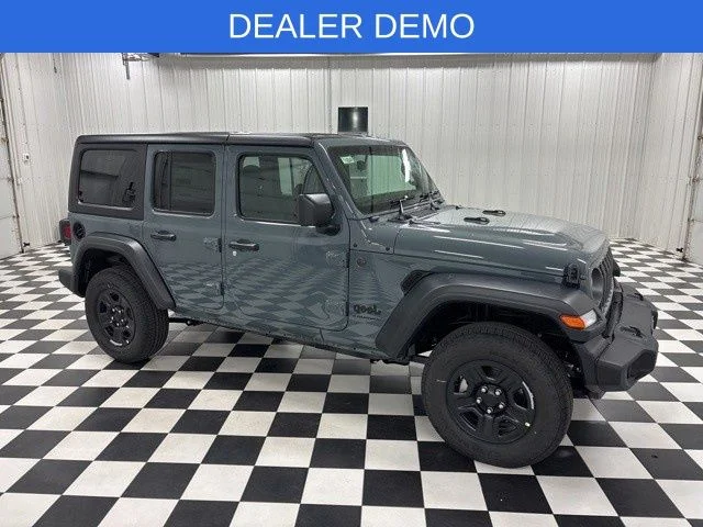 How To Paint Jeep Rims Black With Tires Mounted: Easy Guide
