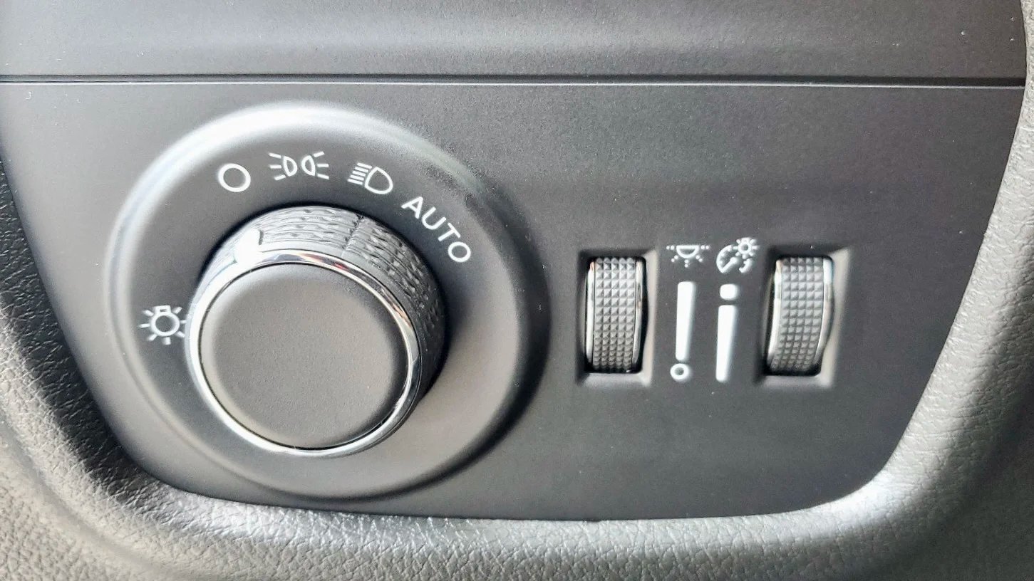 How To Turn Off Headlights On Jeep Grand Cherokee 2024 Easily