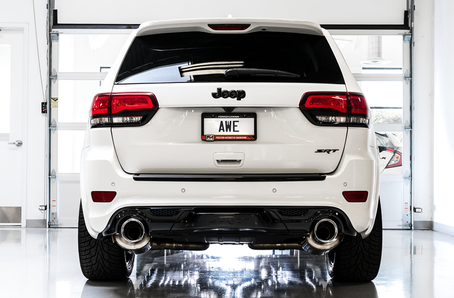 Jeep Grand Cherokee SRT Exhaust: Boost Performance & Sound