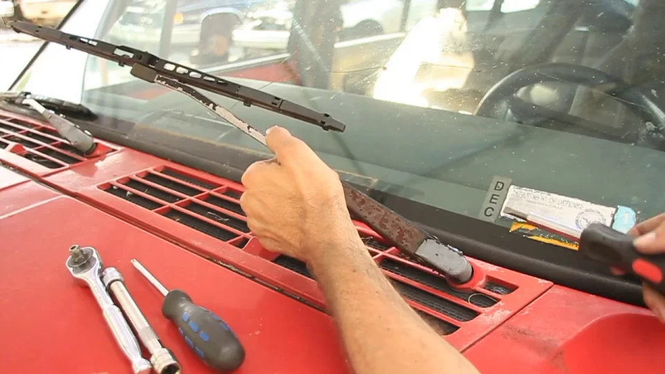 How To Remove A Jeep Windshield: Step-by-Step Guide How To Remove A Jeep Windshield: Step-by-Step Guide