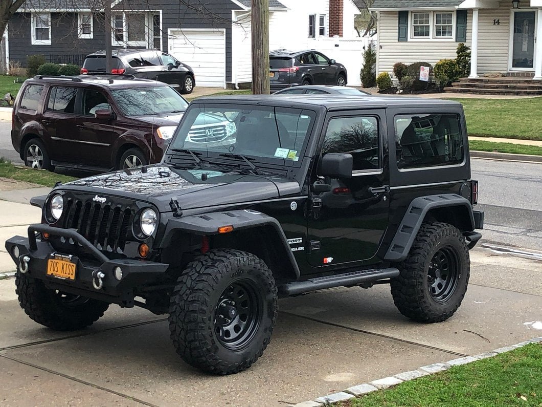 Jeep Wheels 2 Versus 18 Jeep Wheels 2 Versus 18: Which Upgrade Is Best for You?
