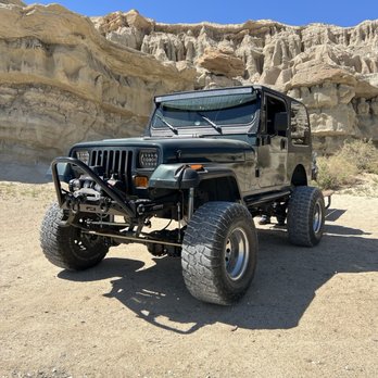 Where To Lift My Jeep Near Me: Top Local Shops Reviewed