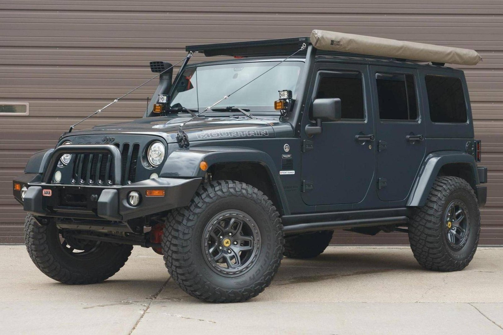Jeep Wrangler Unlimited: Conquer Smoky Mountains Jeep Wrangler Unlimited: Conquer Smoky Mountains