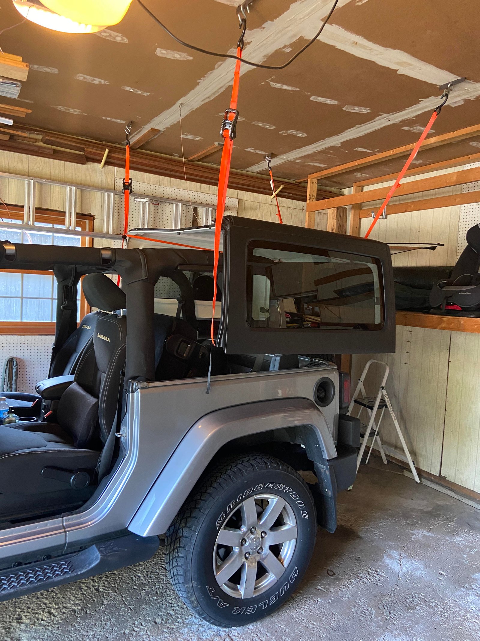 How To Remove A Hard Top Jeep Wrangler: Step-By-Step Guide How To Remove A Hard Top Jeep Wrangler: Step-By-Step Guide