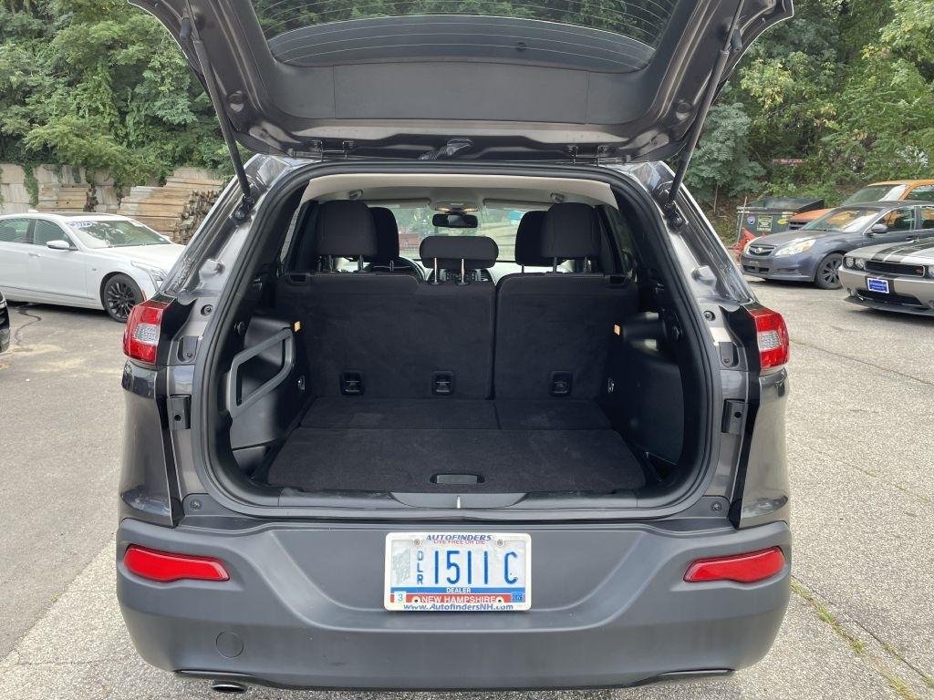 How To Open Trunk Jeep Cherokee 2017: Quick and Easy Steps
