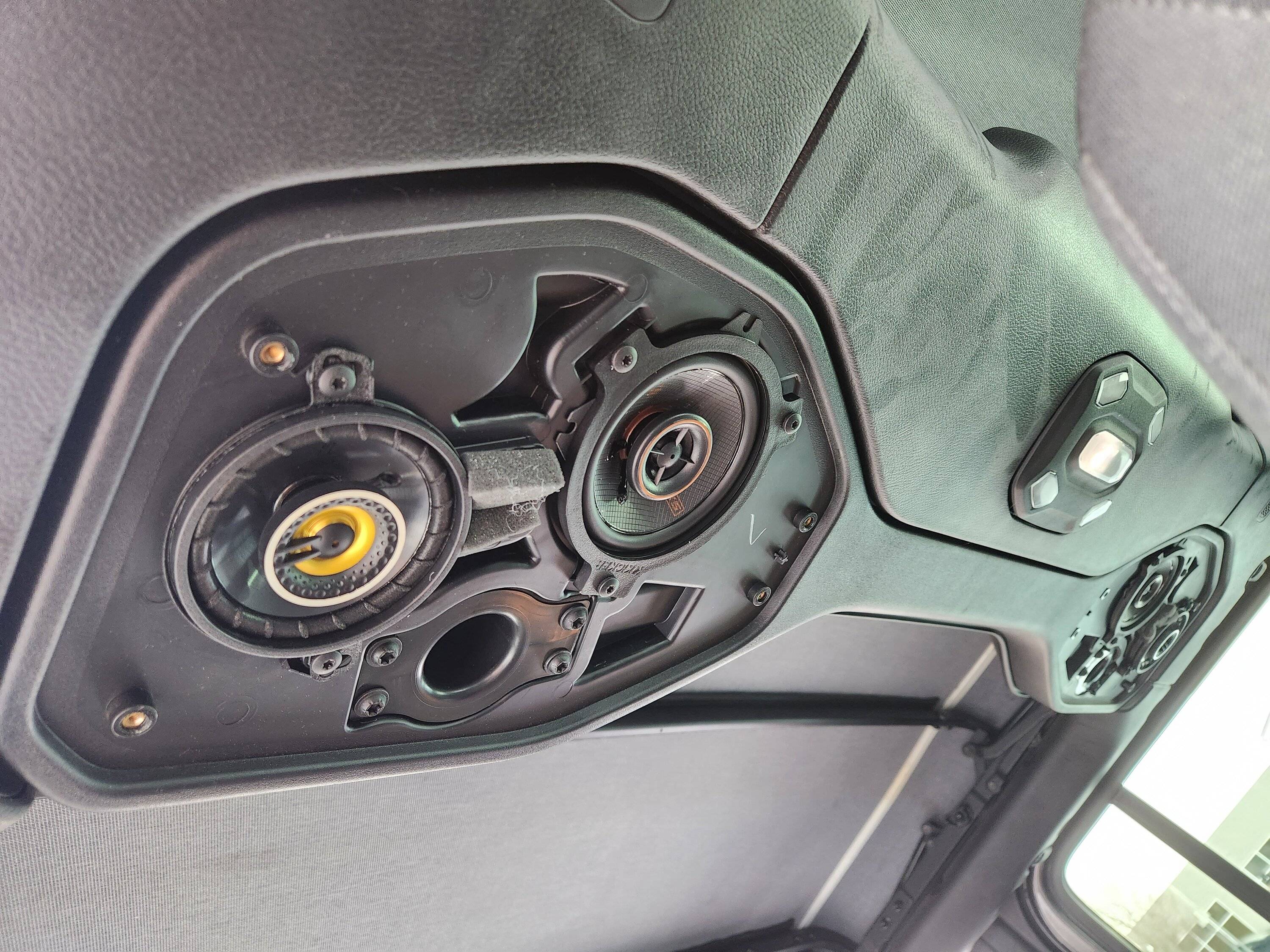 Jeep Wrangler Speaker Upgrade: Transform Your Ride’s Sound Quality