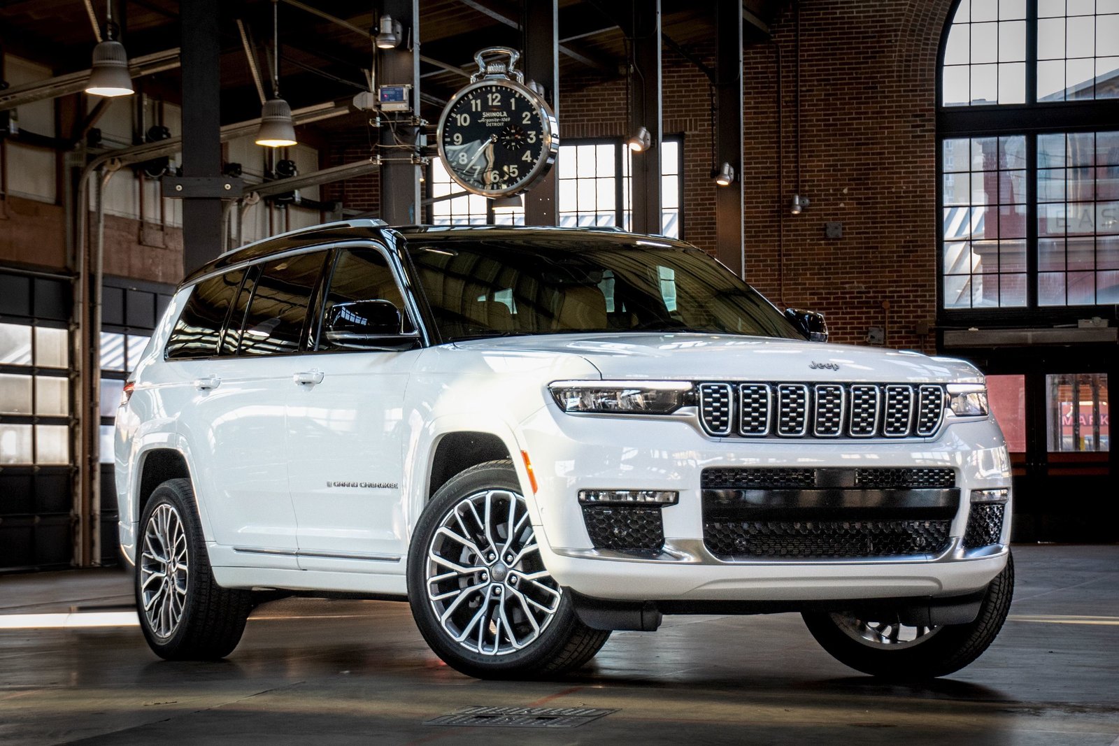Is Jeep Grand Cherokee Luxury? Discover Its Premium Features
