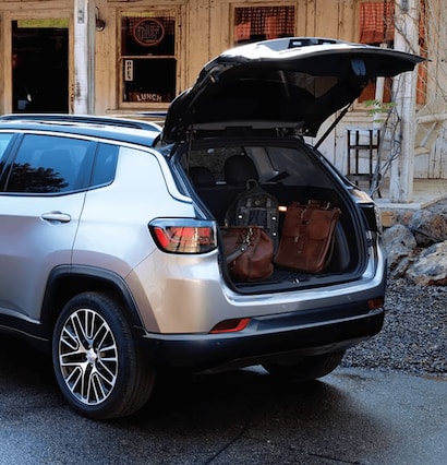 How Big Is Jeep Compass How Big Is Jeep Compass? Dimensions, Specs & Interior Space