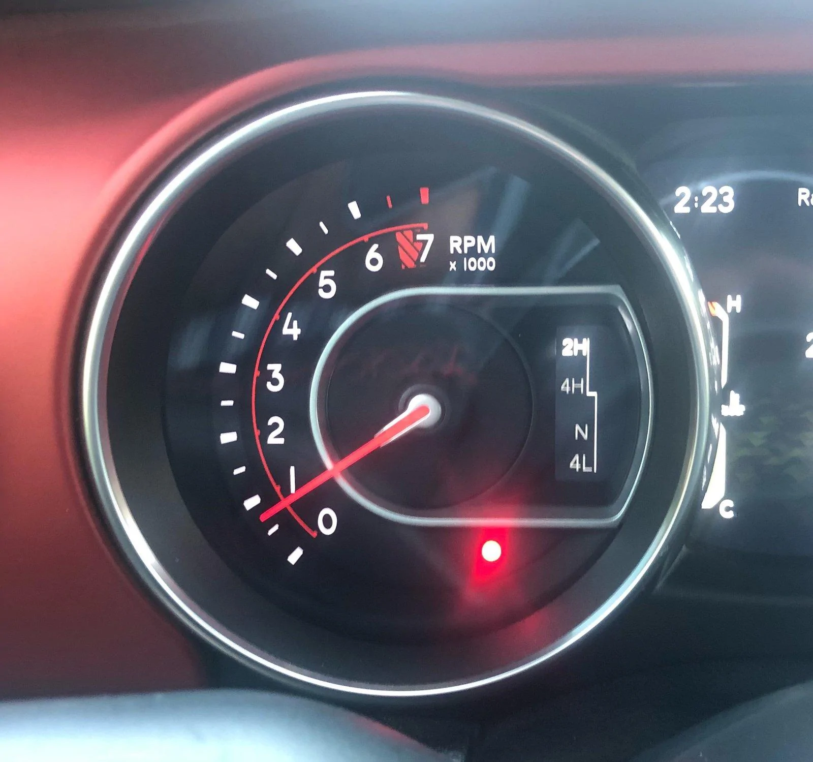 Solid Red Circle Light On Dashboard Jeep: What It Means