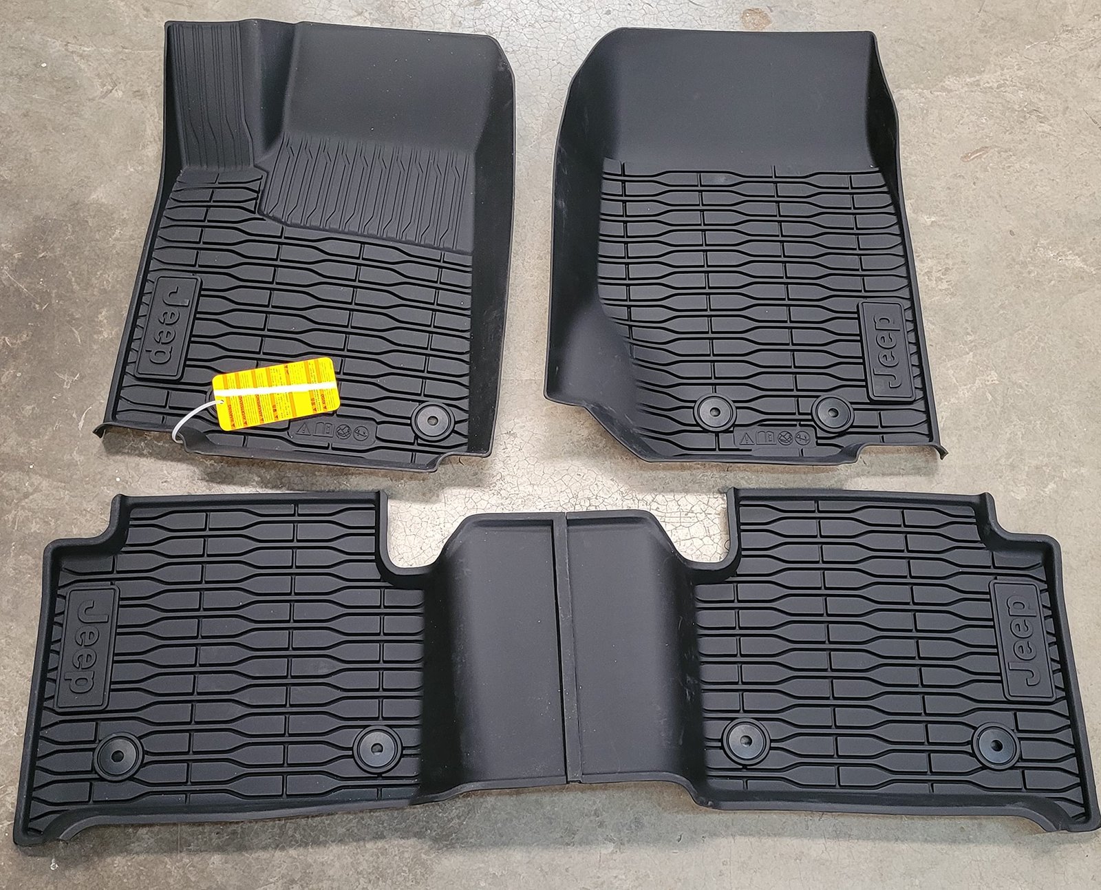 Jeep Grand Cherokee Floor Mats Mopar: Ultimate Protection & Style Guide