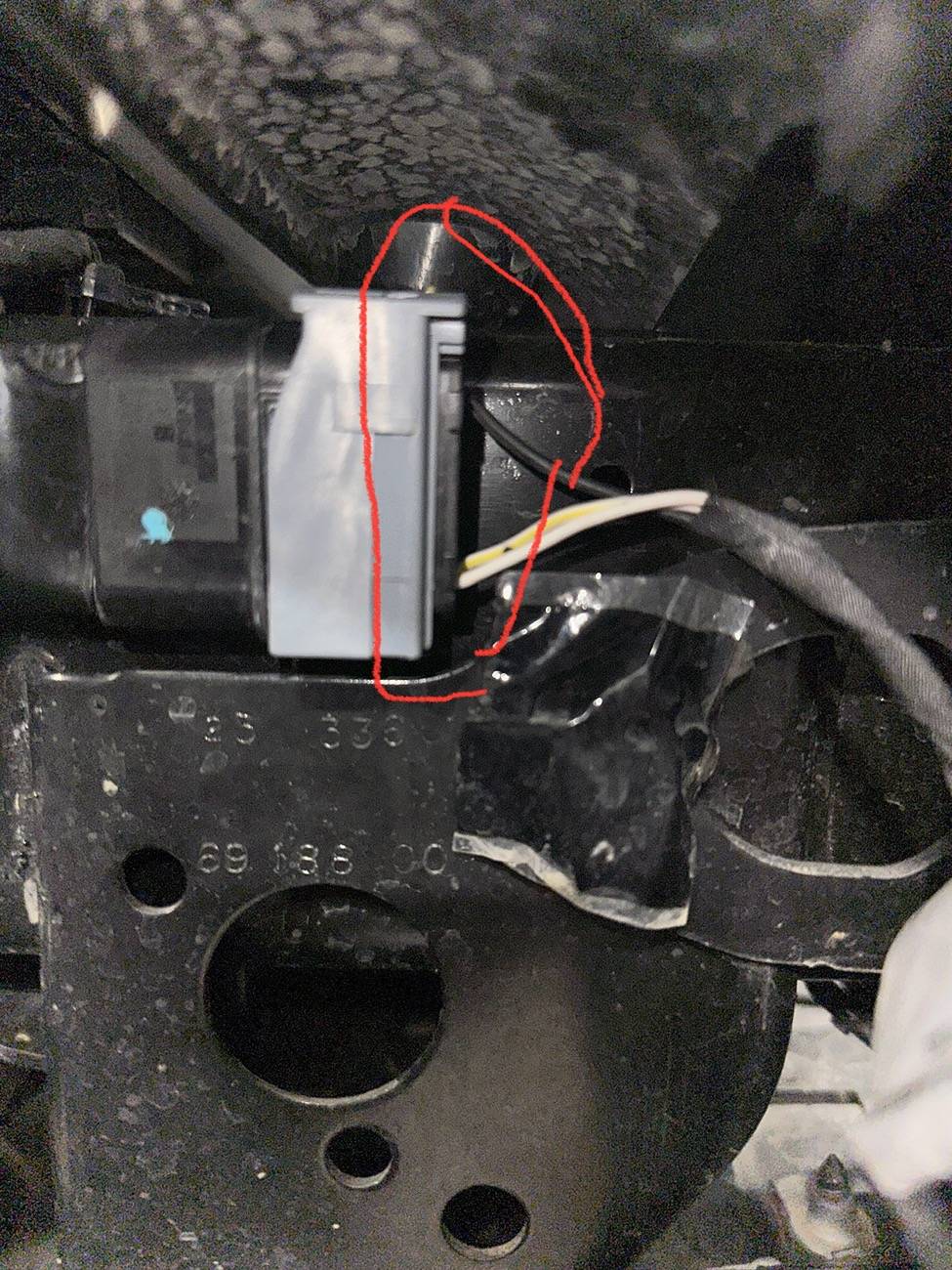 How To Repair Fog Light Connector Plug On Jeep Wrangler Fast How To Repair Fog Light Connector Plug On Jeep Wrangler Fast